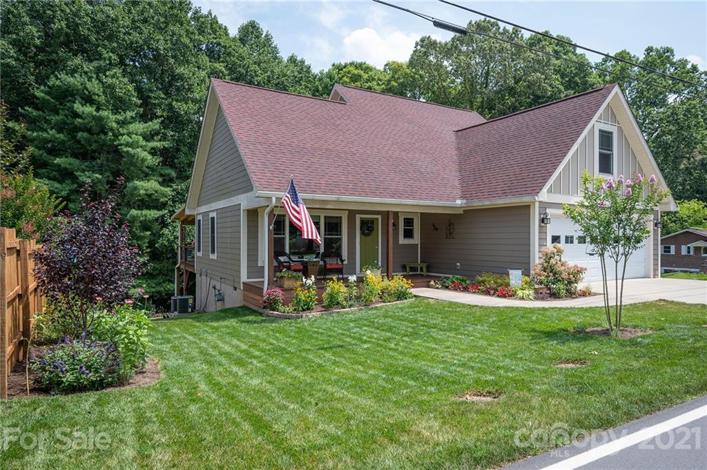446 Liberty Road Candler, NC 28715 - Photo 3 of 29 Gallery Image 3