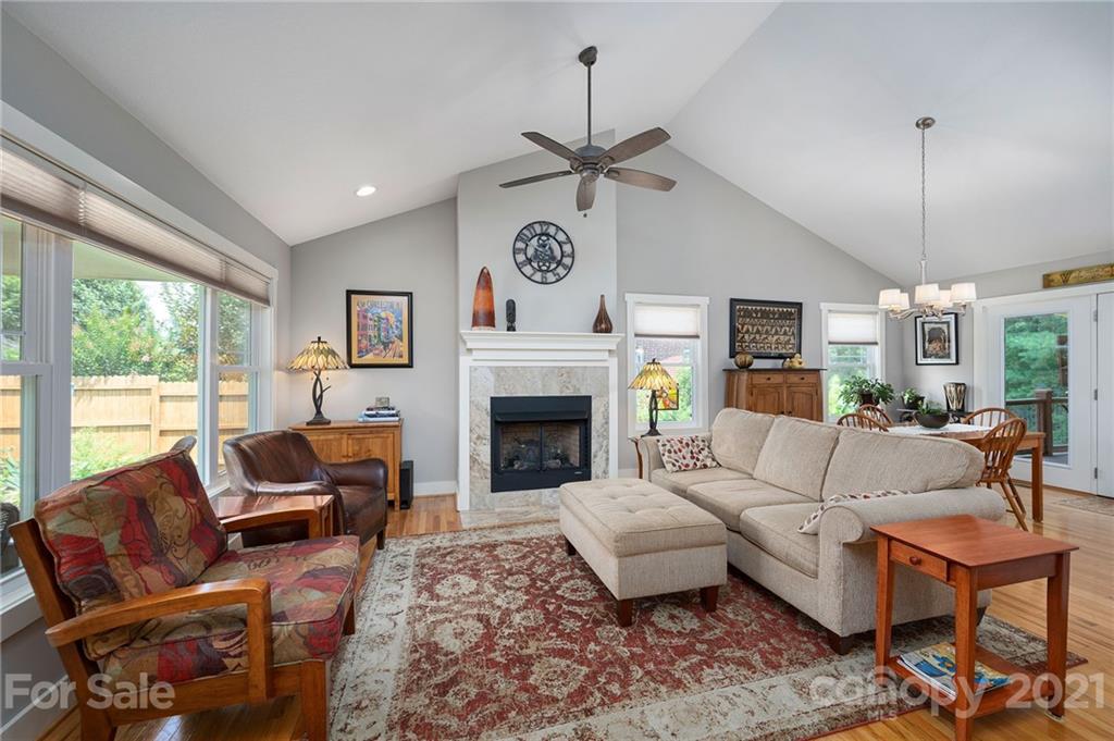 446 Liberty Road Candler, NC 28715 - Photo 6 of 29 Gallery Image 6