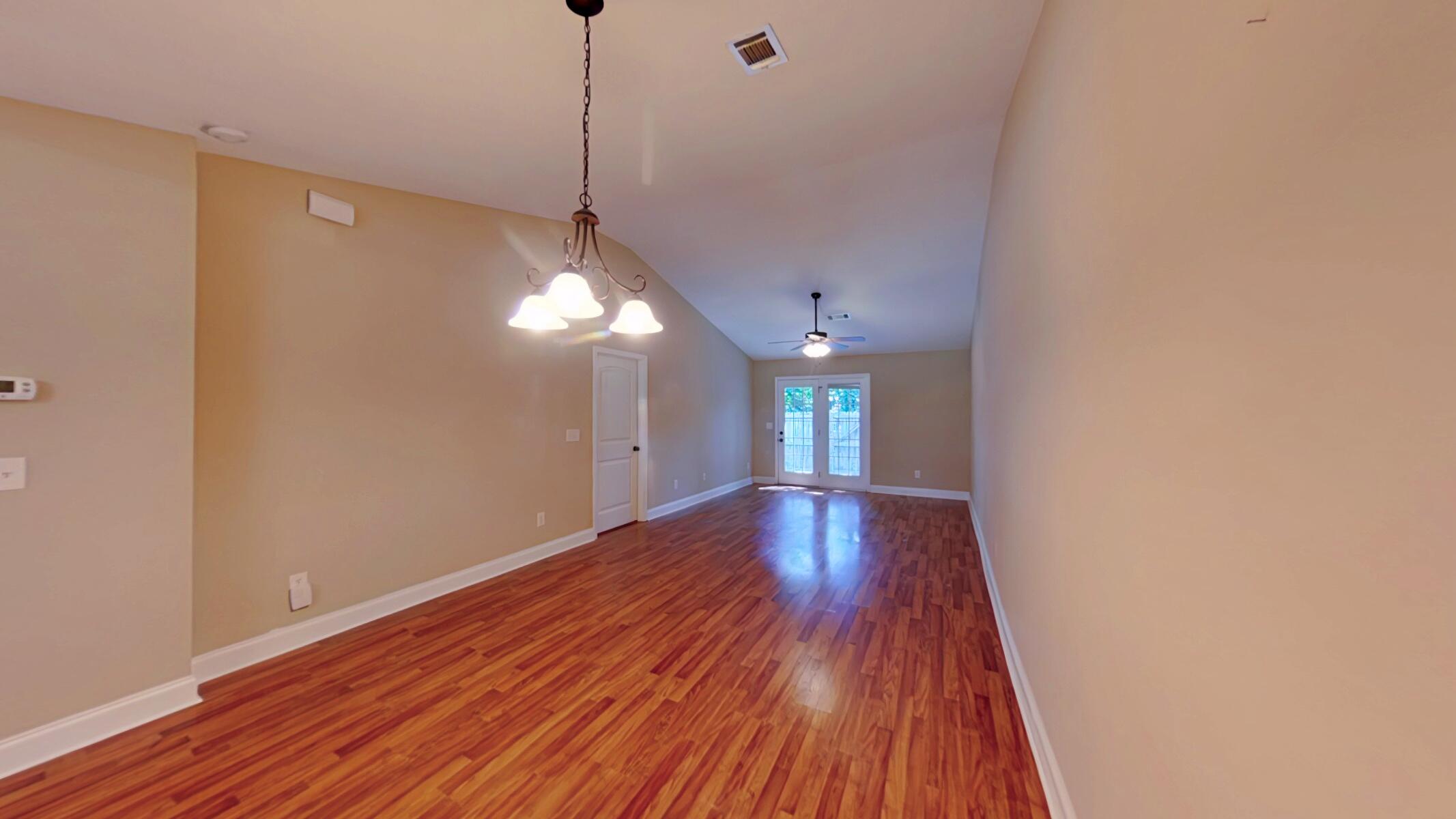 127 Winnipeg Road North Augusta, SC 29841 - Photo 8 of 19 Living Room