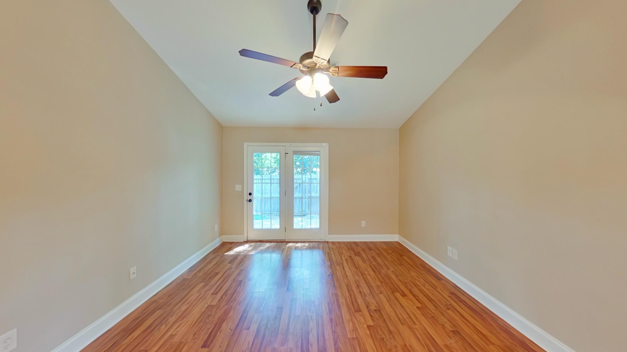 127 Winnipeg Road North Augusta, SC 29841 - Photo 9 of 19 Living Room