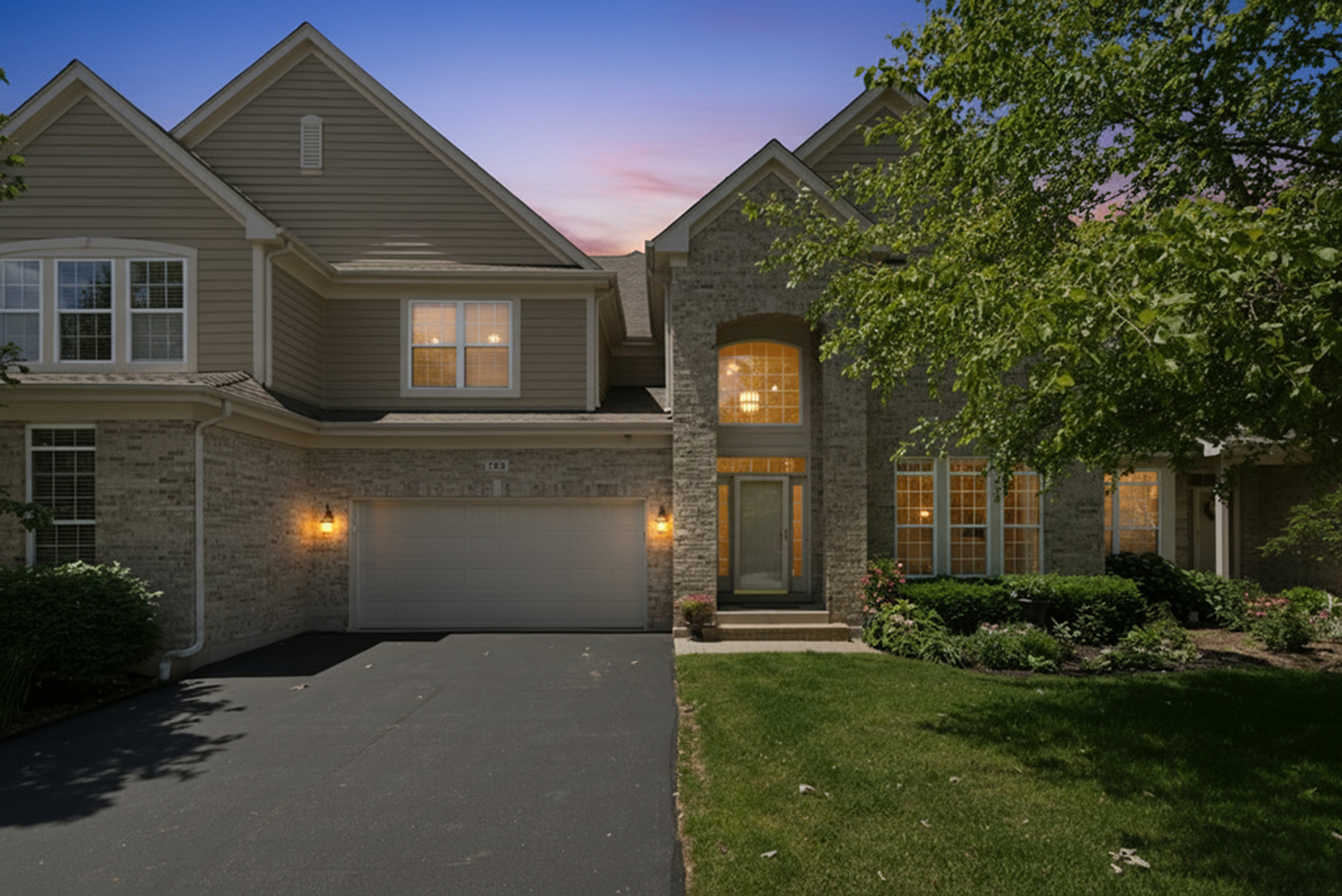 703 Fieldstone Court Inverness, IL 60010 - Photo 2 of 44