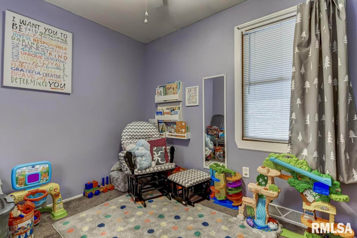 412 Lexington Heights Drive Rochester, IL 62563 - Photo 12 of 15 Gallery Image 12