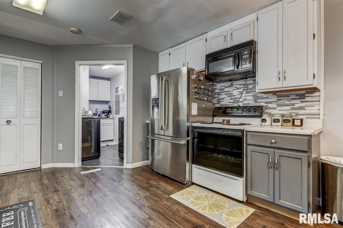 412 Lexington Heights Drive Rochester, IL 62563 - Photo 5 of 15 Gallery Image 5