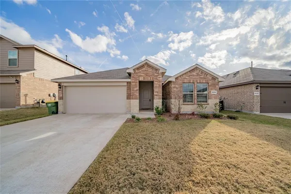 $1,900 | 10406 Ft Cibolo Trail, Crowley, TX 76036