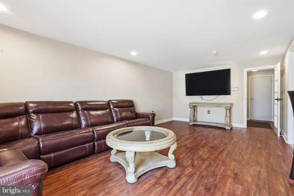 $519,900 | 7921 Fairfield Street, Philadelphia, PA 19152