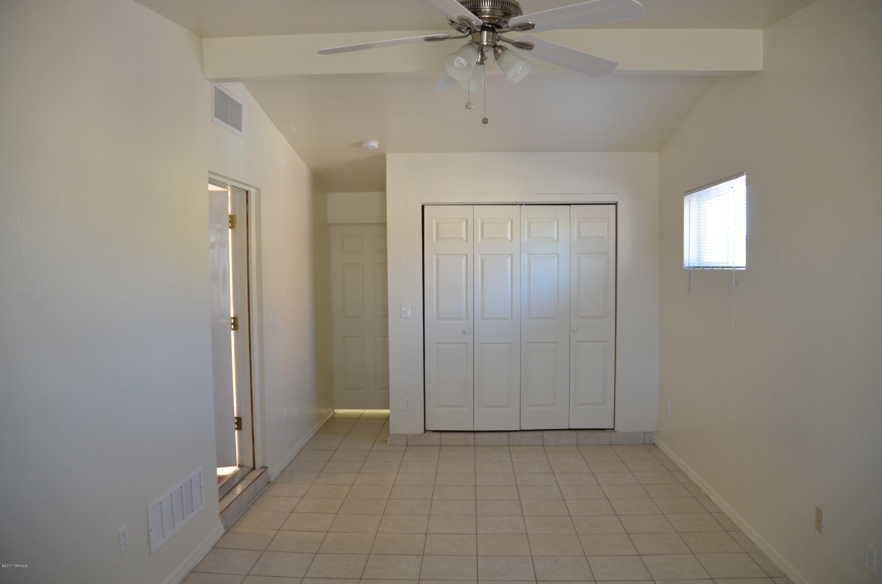 2021 West Saxony Road Tucson, AZ 85713 - Photo 12 of 22