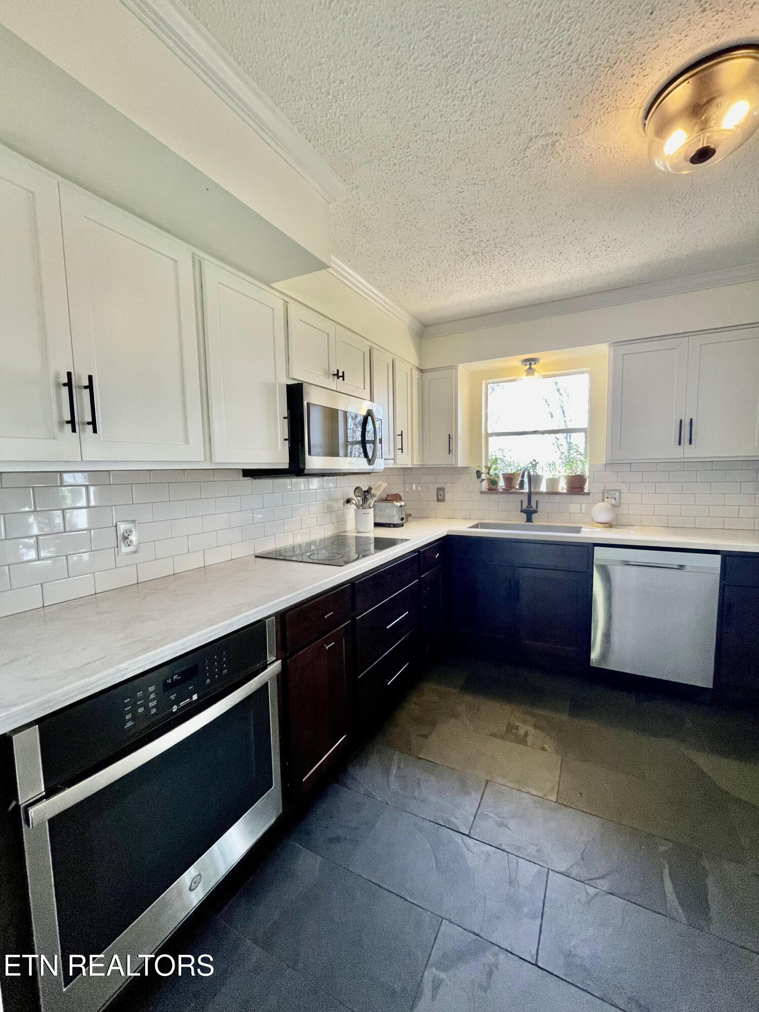 12213 West Kingsgate Road Farragut, TN 37934 - Photo 14 of 33 14