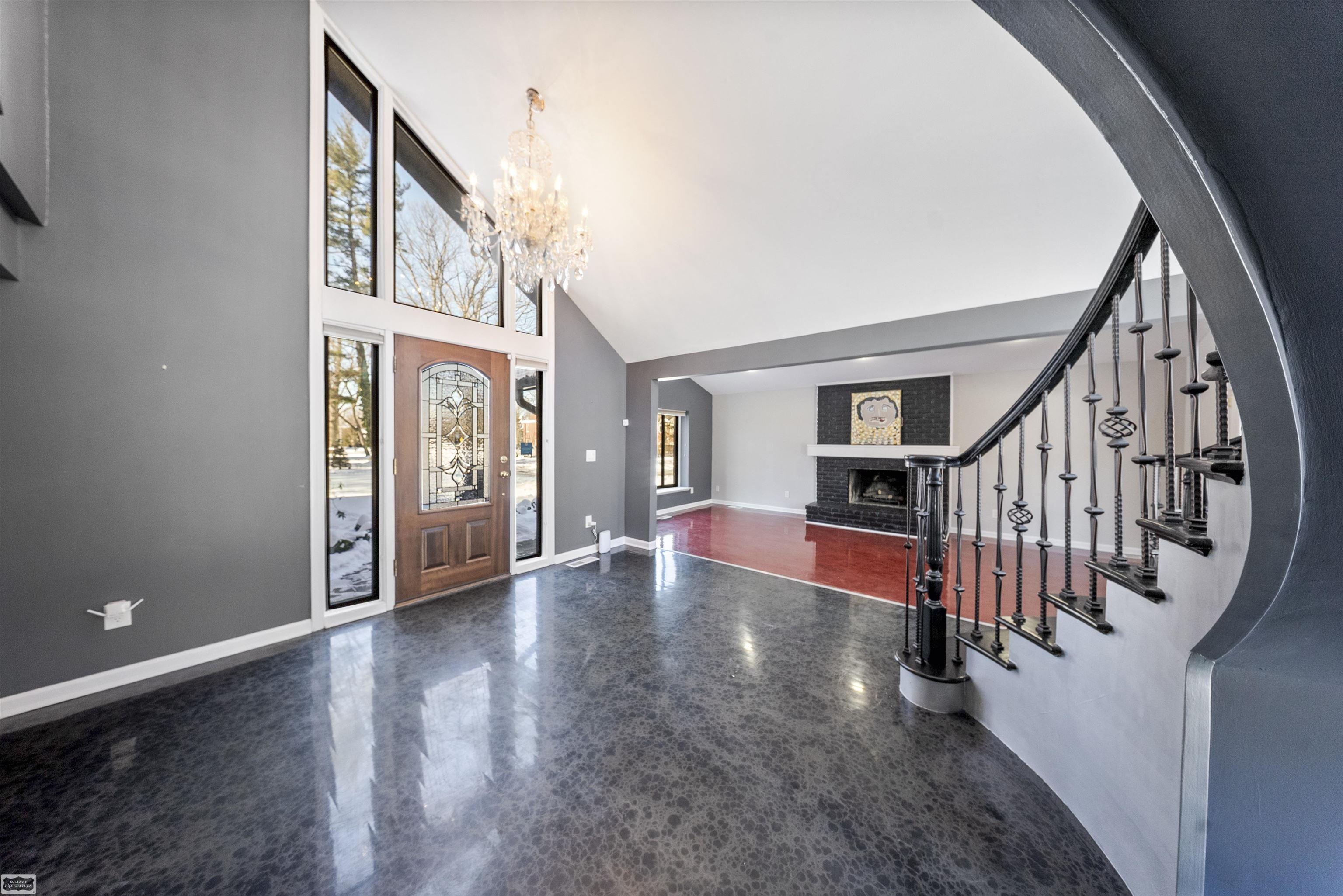 1030 Bishop Road Grosse Pointe, MI 48230 - Photo 4 of 61