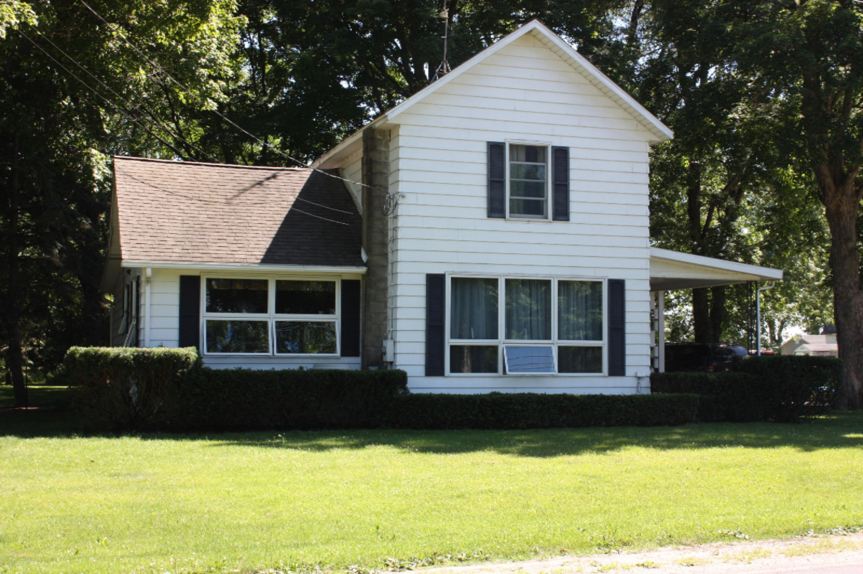 29963 Findley Road Burr Oak, MI 49030 - Photo 2 of 34 Front