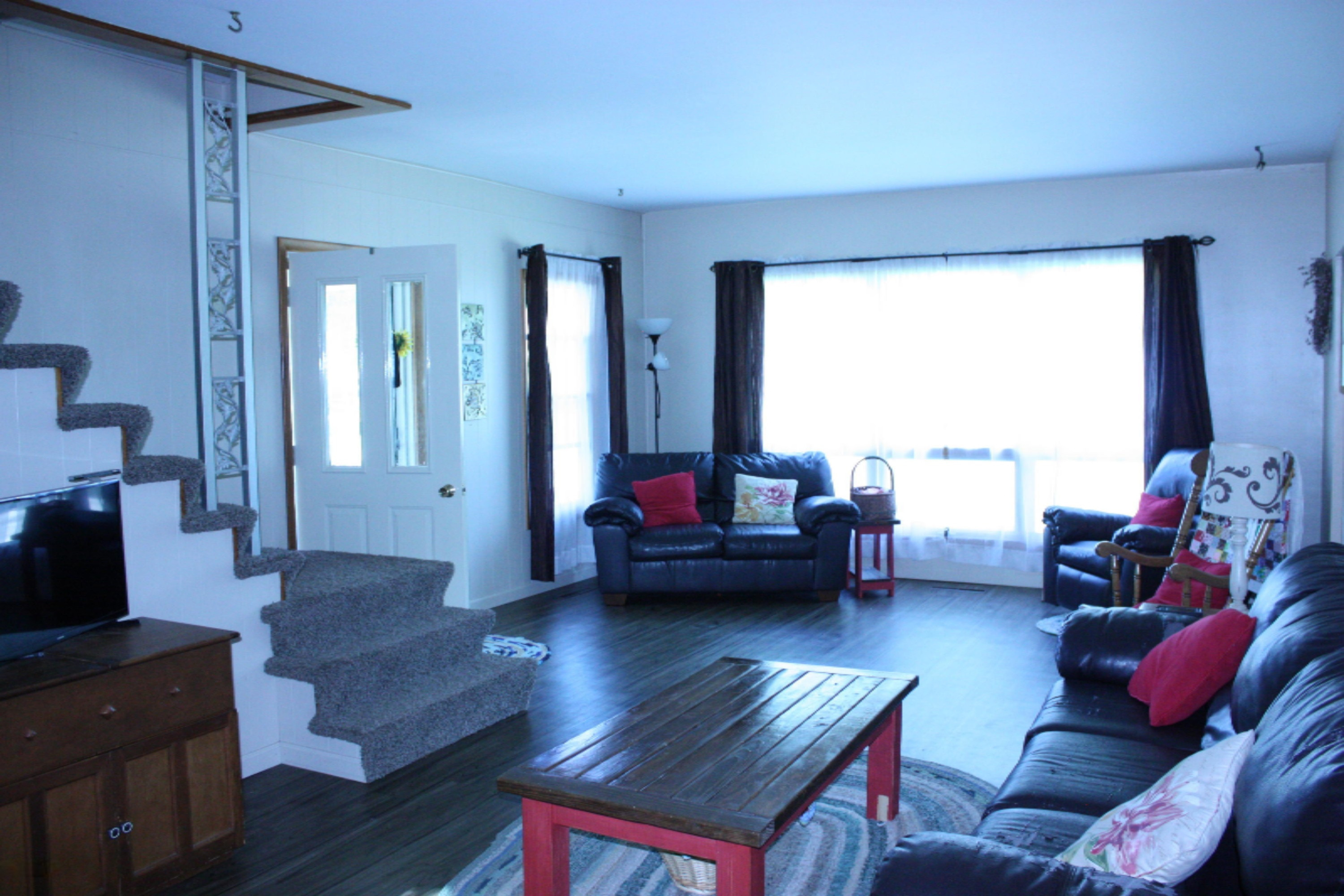 29963 Findley Road Burr Oak, MI 49030 - Photo 10 of 34 Living Room