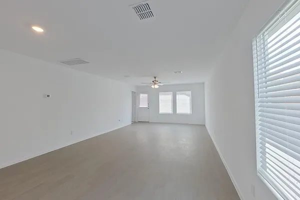 $1,779 | 907 Ponderosa Lane, Princeton, TX 75407