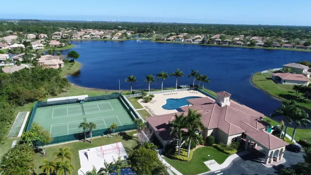 $322,000 | 5730 Sunberry Circle, Fort Pierce, FL 34951