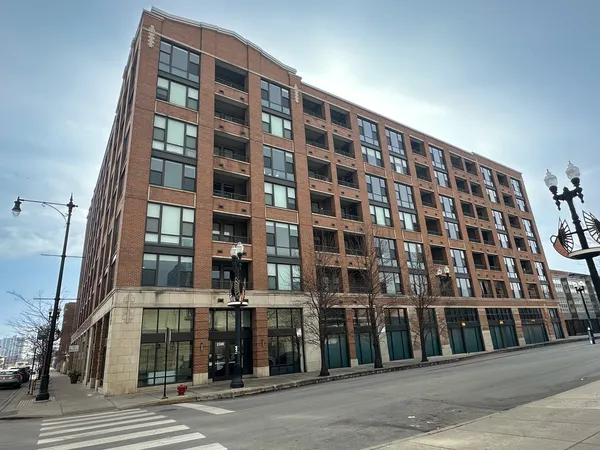 $2,506 | 2300 South Michigan Avenue, Unit 703, Chicago, IL 60616