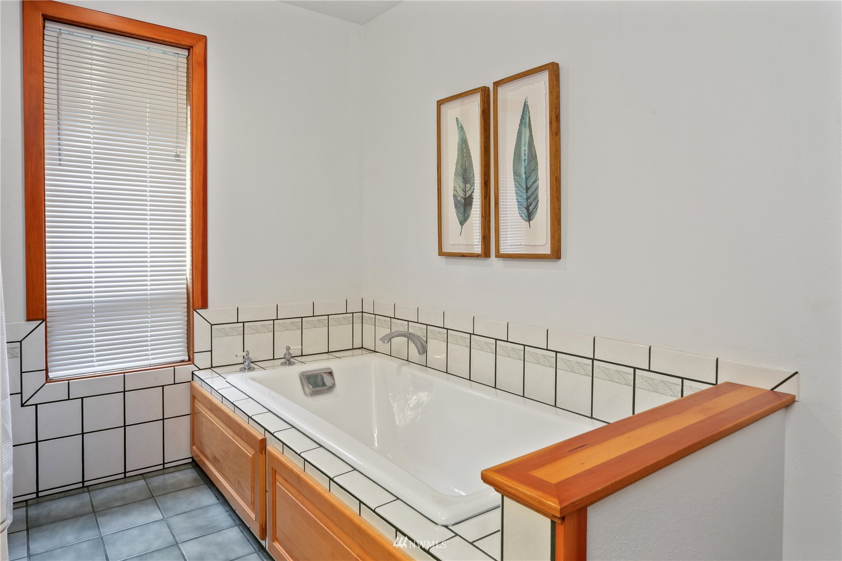 6841 Cape George Road Port Townsend, WA 98368 - Photo 21 of 40 Gallery Image 21