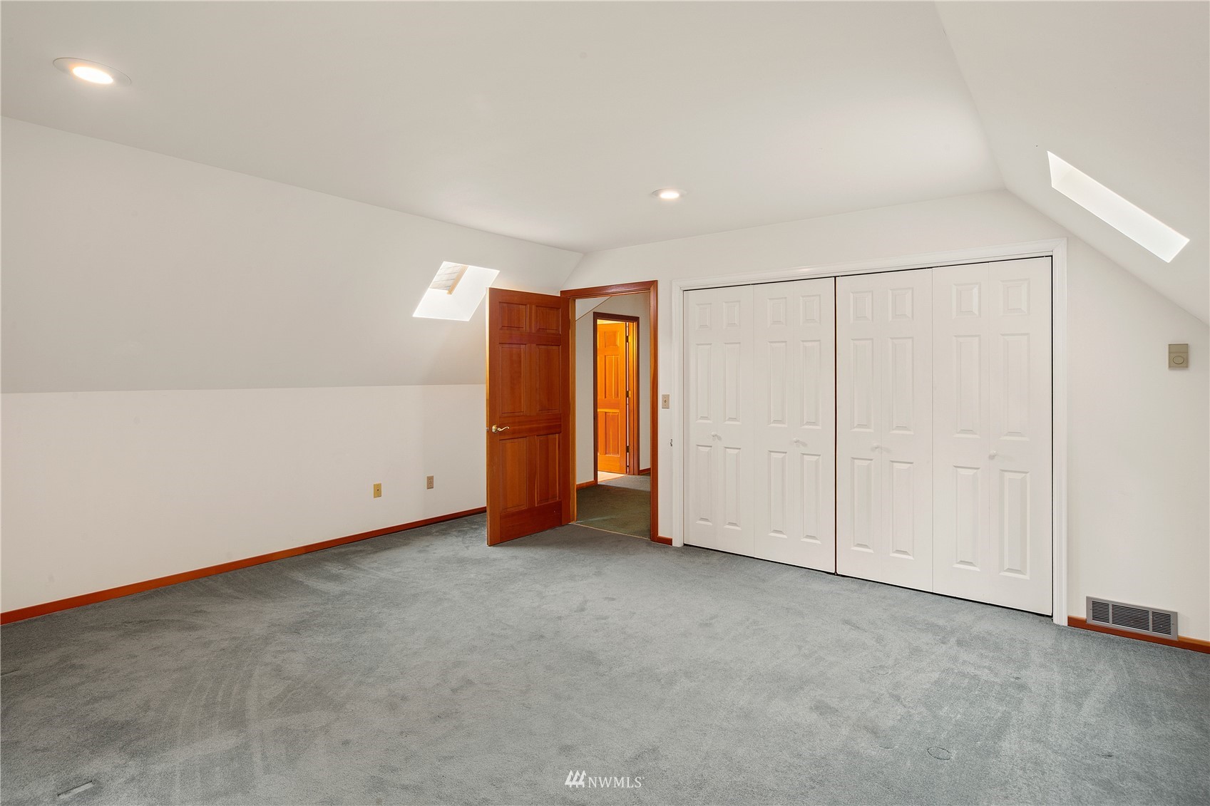 6841 Cape George Road Port Townsend, WA 98368 - Photo 27 of 40 Gallery Image 27