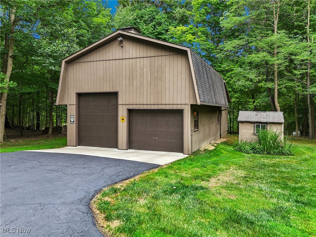 559 Houghton Road Northfield, OH 44067 - Photo 10 of 37