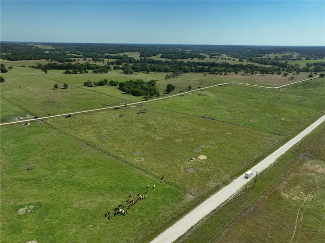 $650,000 | 305 County Road 305, Navasota, TX 77868