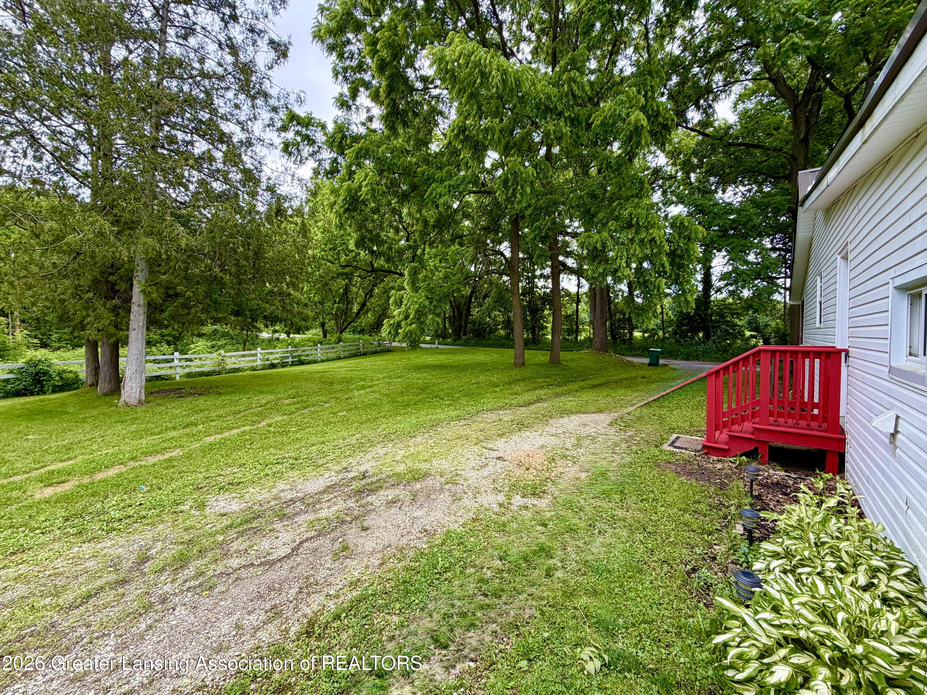 5447 Woods Road Bellevue, MI 49021 - Photo 6 of 62