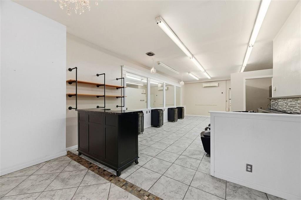 2909 Brownsville Road Pittsburgh, PA 15227 - Photo 17 of 40