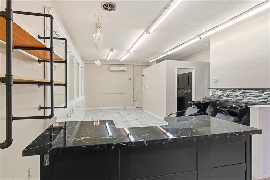 2909 Brownsville Road Pittsburgh, PA 15227 - Photo 28 of 40