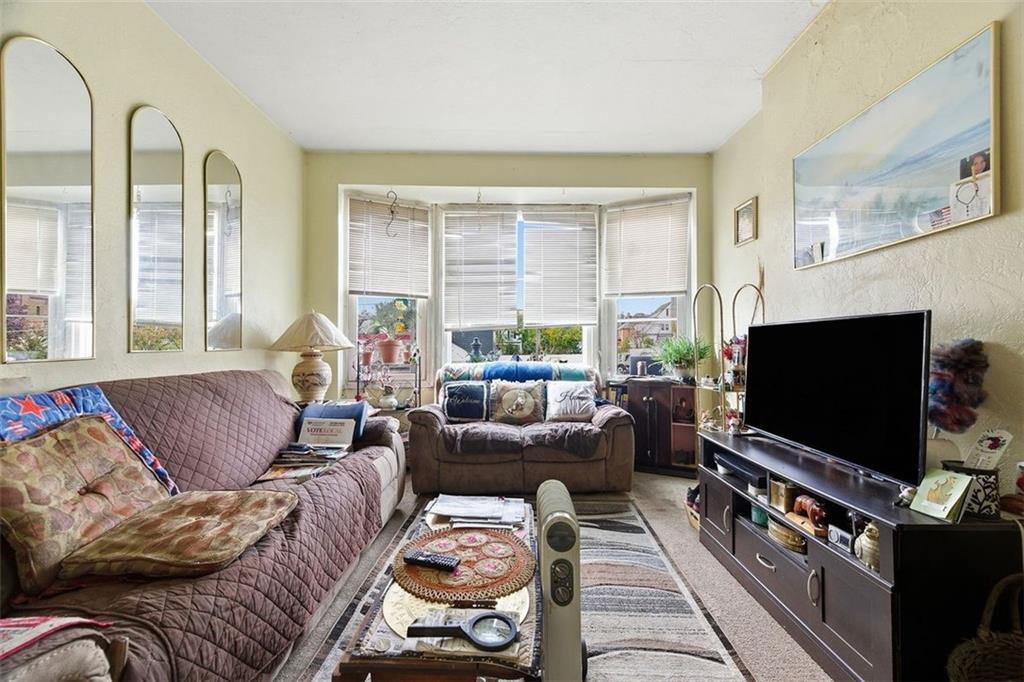 2909 Brownsville Road Pittsburgh, PA 15227 - Photo 32 of 40