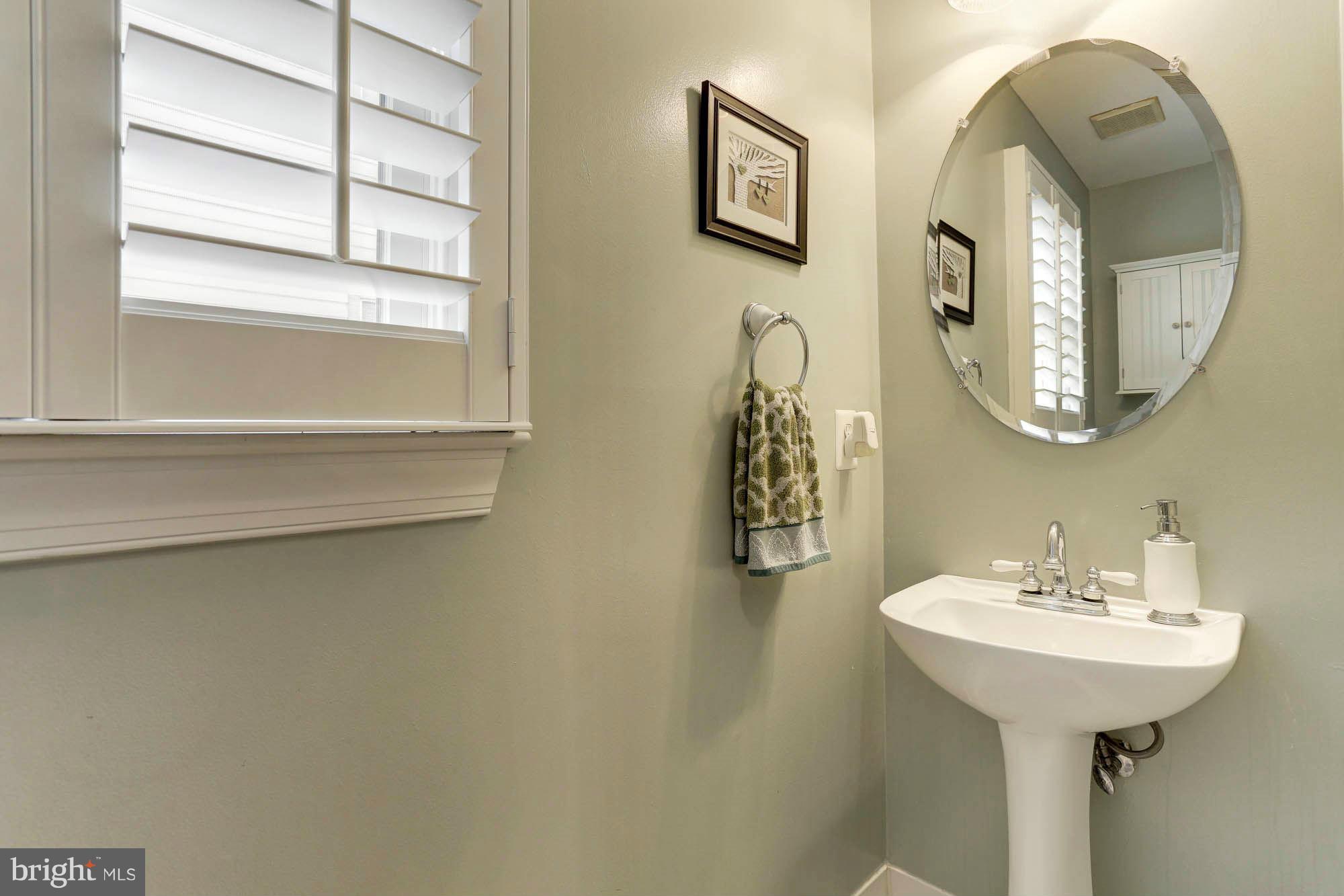 139 Little Quarry Road Gaithersburg, MD 20878 - Photo 11 of 30 Bath