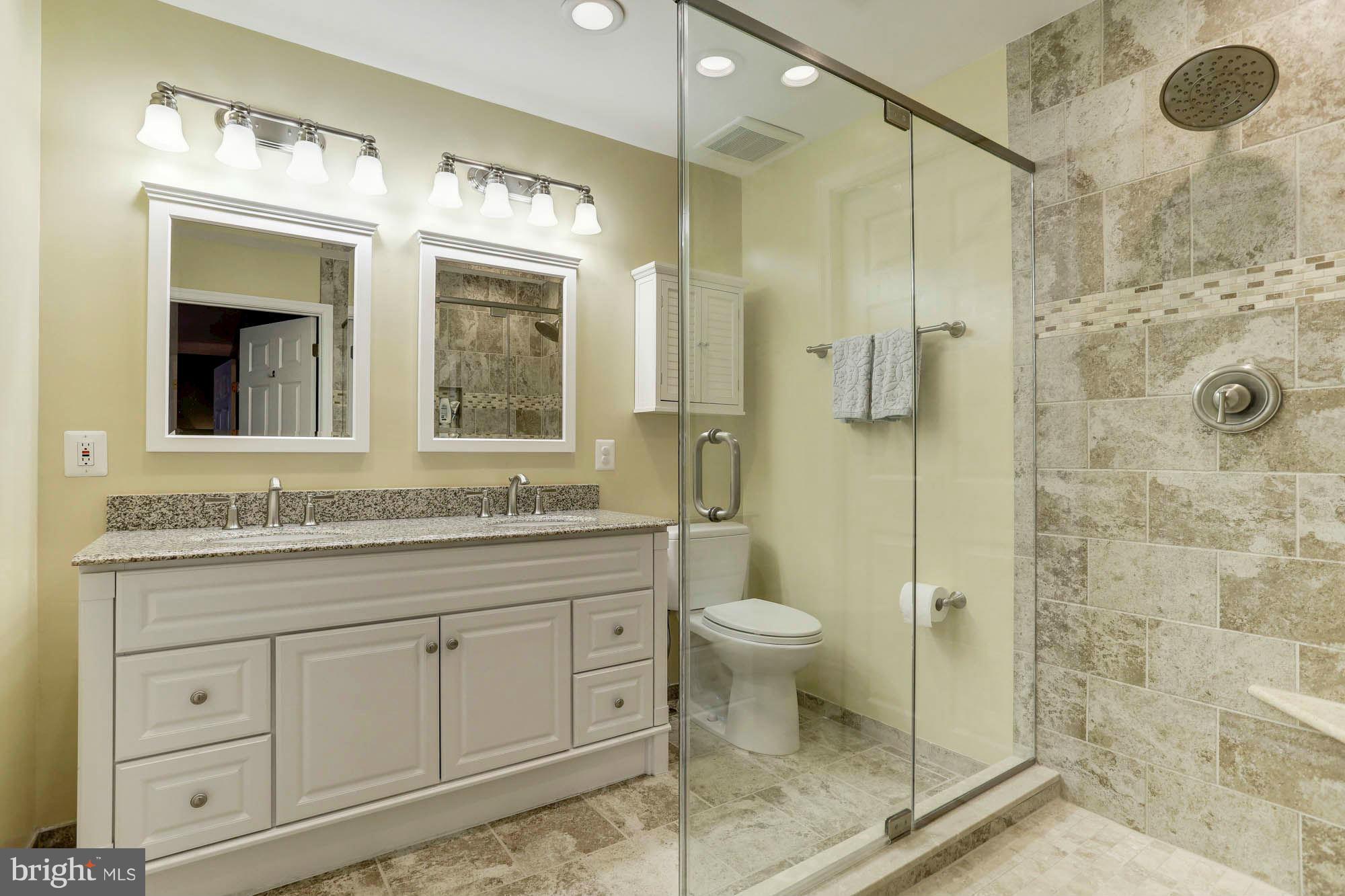 139 Little Quarry Road Gaithersburg, MD 20878 - Photo 14 of 30 Bath (Master)