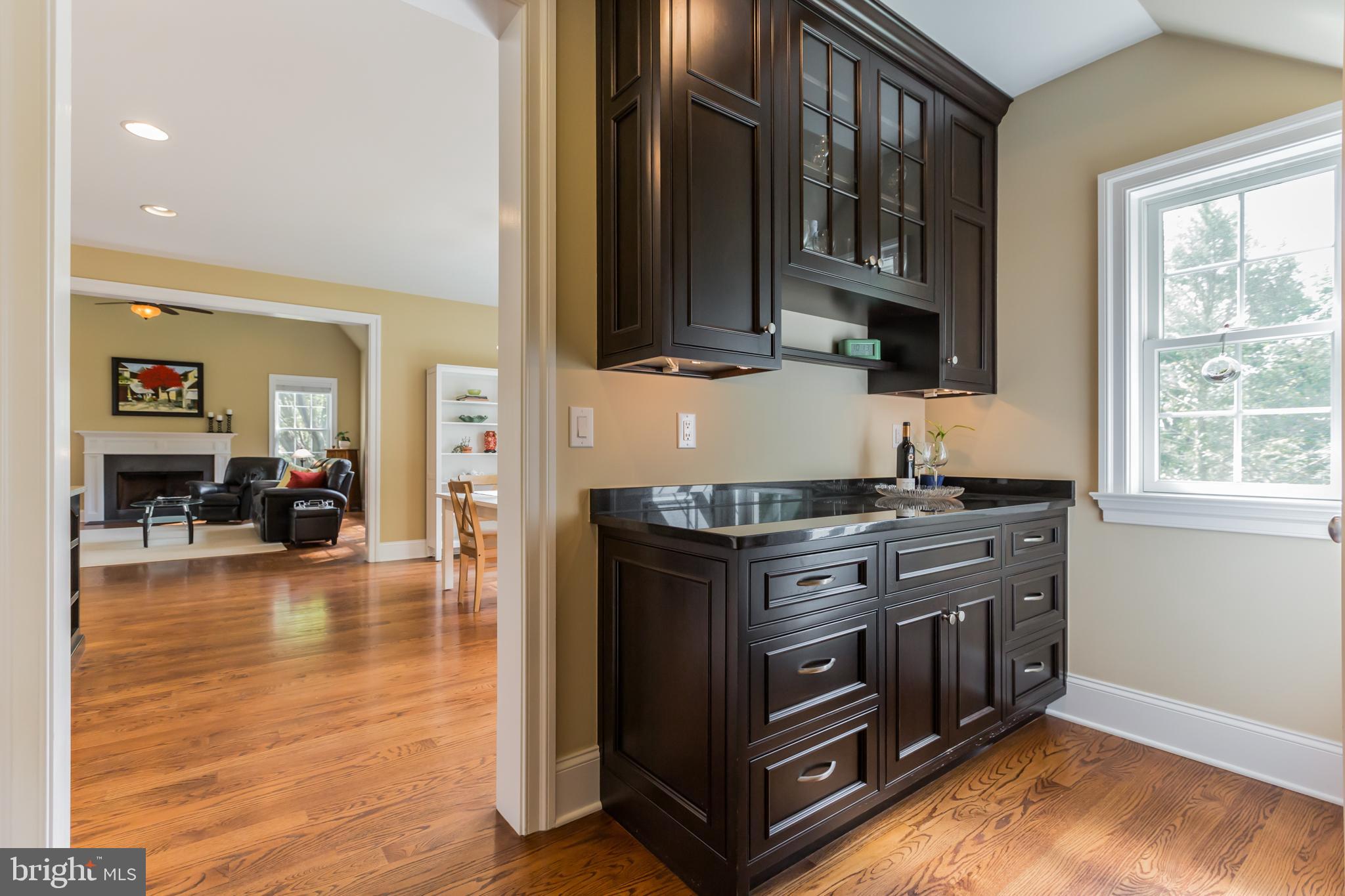 799 Woodlea Road Bryn Mawr, PA 19010 - Photo 15 of 39 Butlers pantry