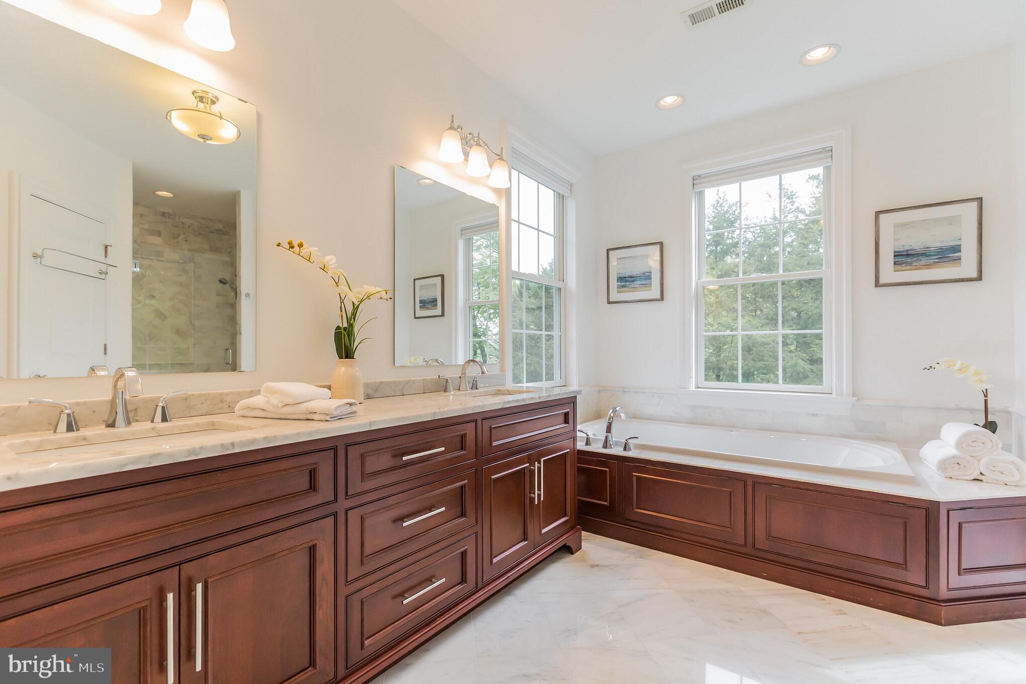 799 Woodlea Road Bryn Mawr, PA 19010 - Photo 24 of 39 Master Bath