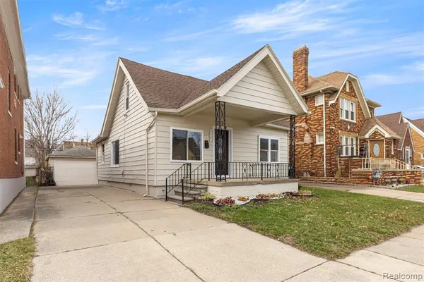 $269,700 | 4535 Mead Street, Dearborn, MI 48126