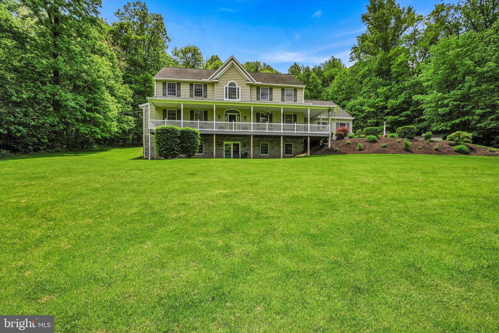 190 Mountain Road Denver, PA 17517 - Photo 3 of 59
