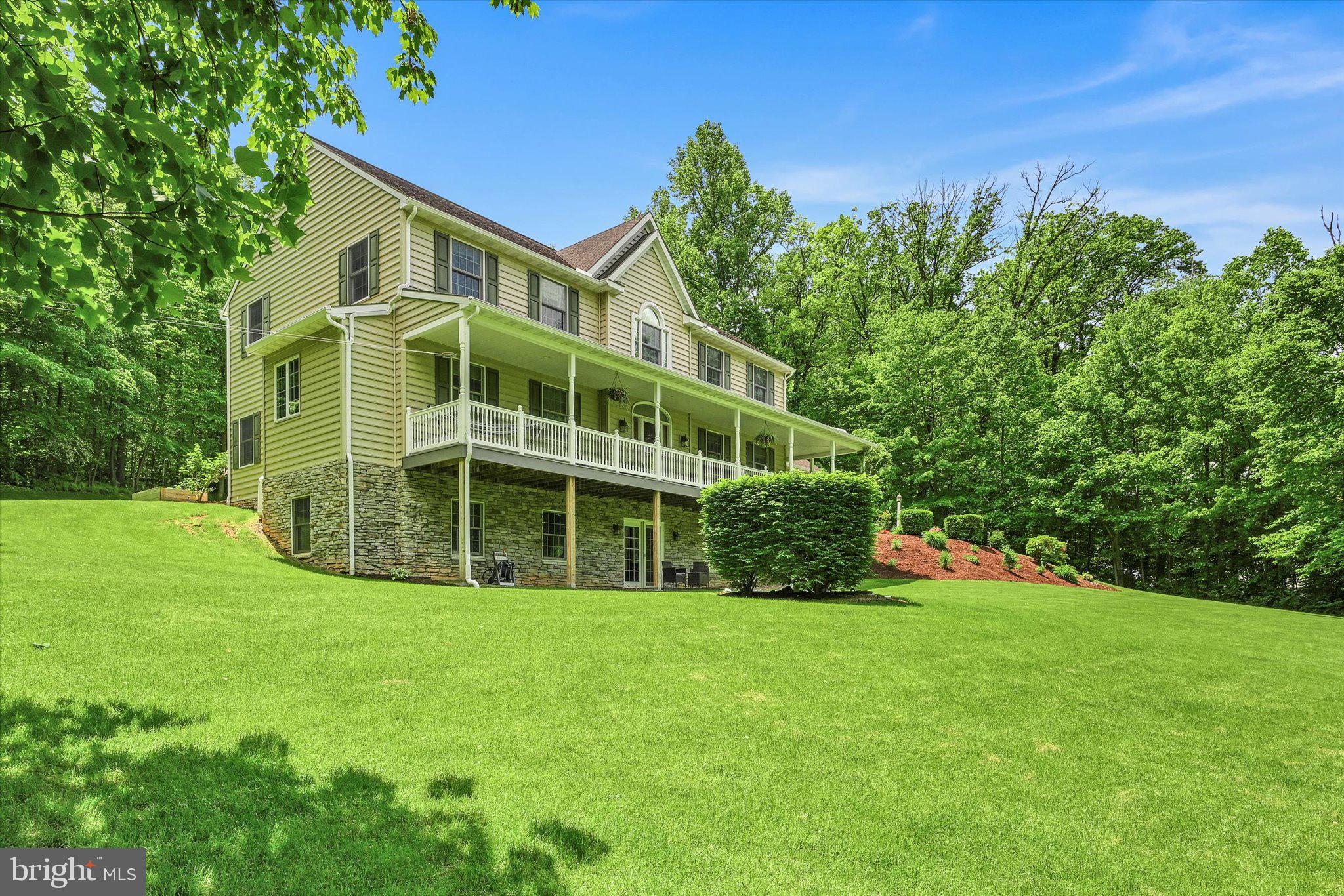 190 Mountain Road Denver, PA 17517 - Photo 4 of 59