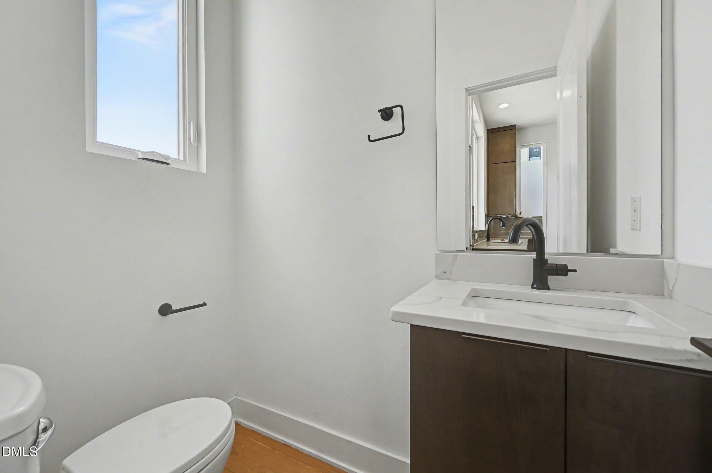 528 North Roxboro Street Durham, NC 27701 - Photo 13 of 26 011_file_5501