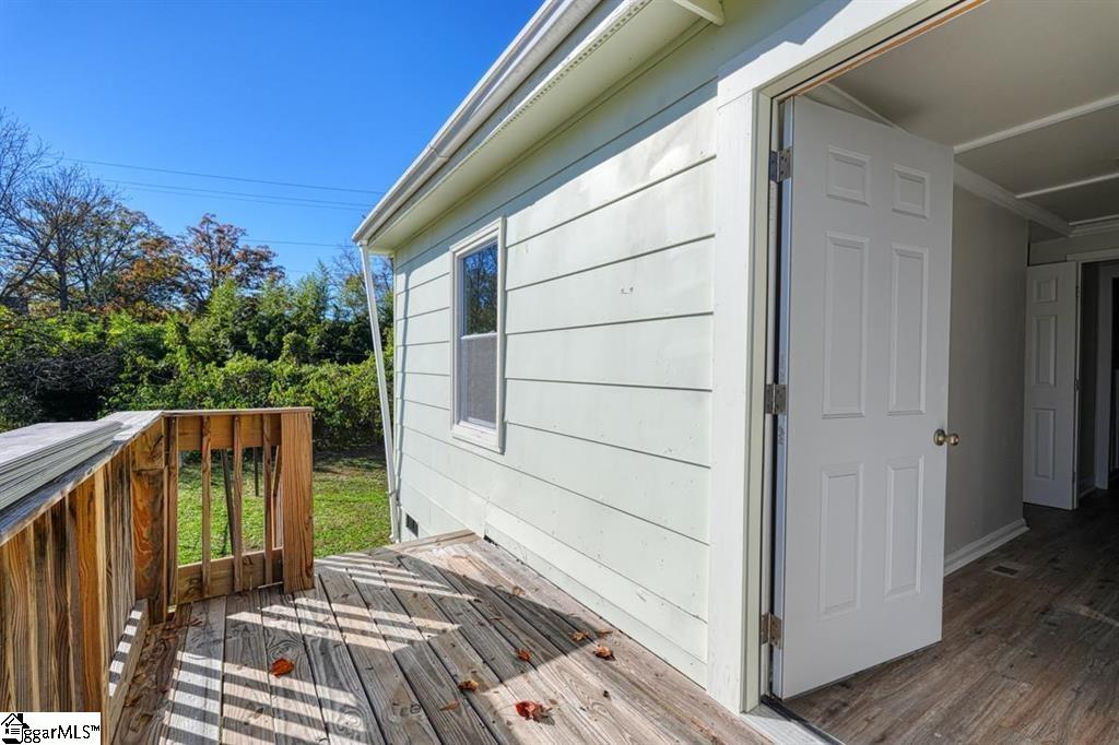 7 Ross Street Greenville, SC 29611 - Photo 26 of 30