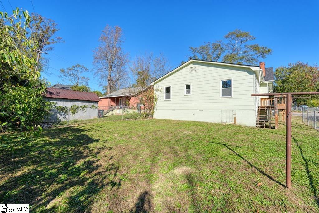 7 Ross Street Greenville, SC 29611 - Photo 27 of 30