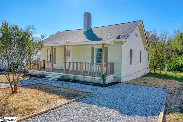 $300,000 | 7 Ross Street, Greenville, SC 29611