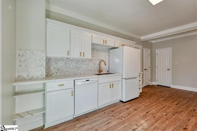 $300,000 | 7 Ross Street, Greenville, SC 29611