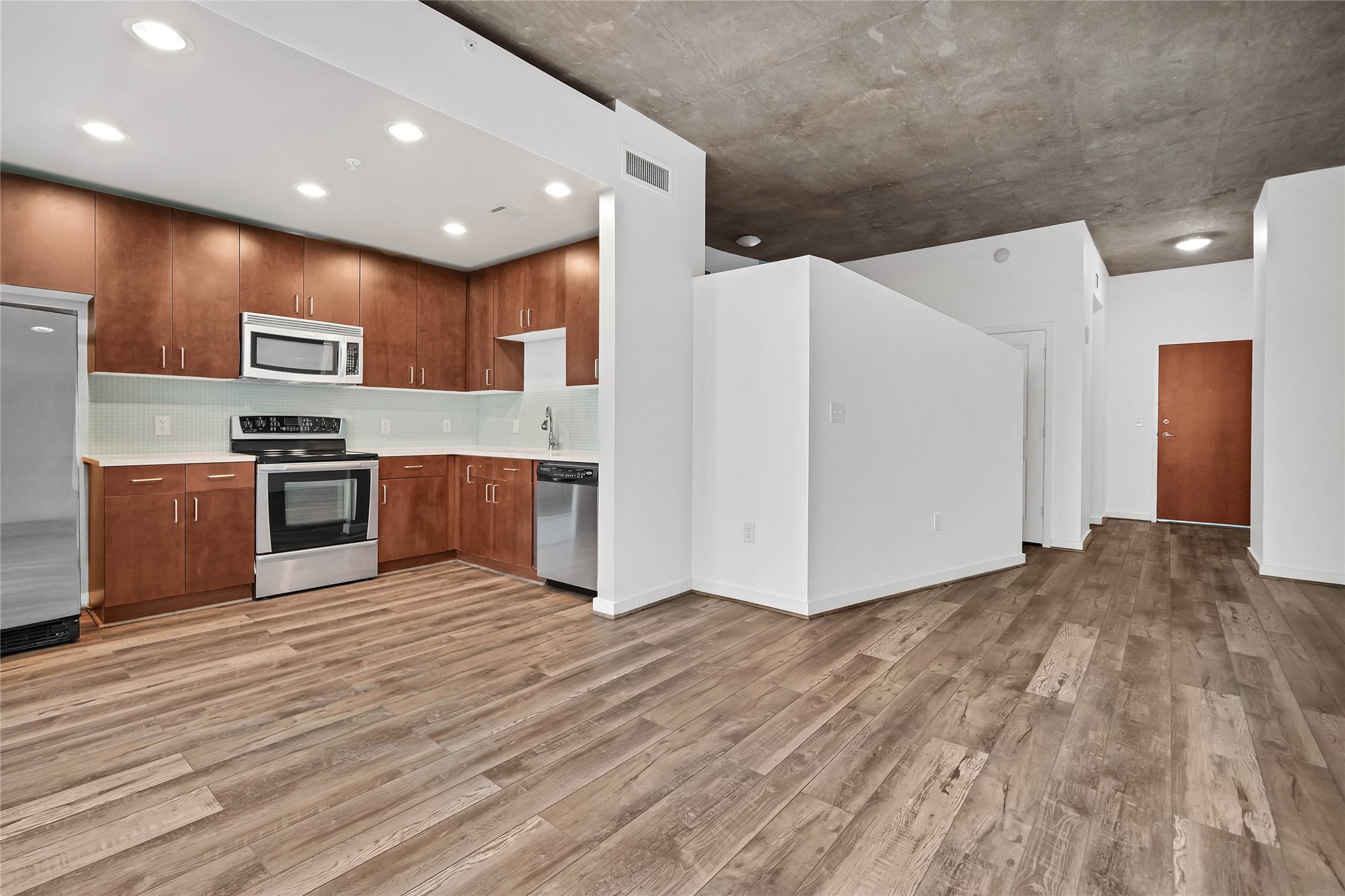 5925 Almeda Road, Unit 10713 Houston, TX 77004 - Photo 1 of 19