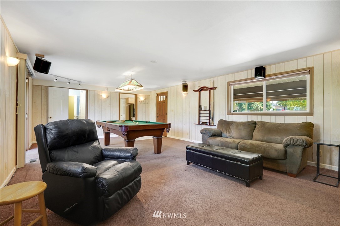 7707 196th Street Southwest Edmonds, WA 98026 - Photo 22 of 36 Gallery Image 22