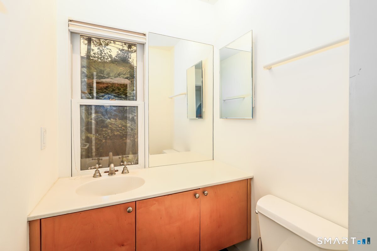 153 Green Pond Road Sherman, CT 06784 - Photo 10 of 29