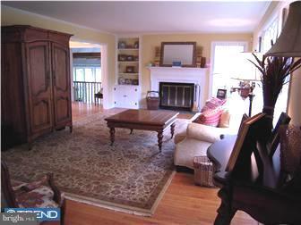 201 Berwind Road Wayne, PA 19087 - Photo 4 of 12 Living Room