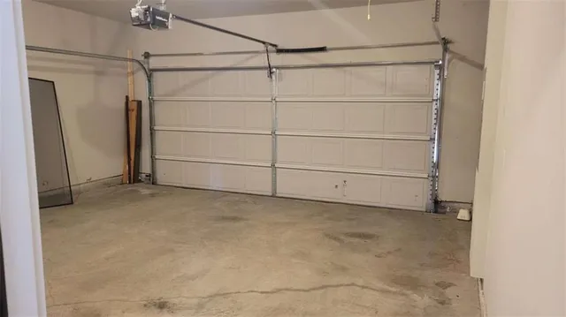 $2,000 | 1 Berryrun Drive, Rome, GA 30165