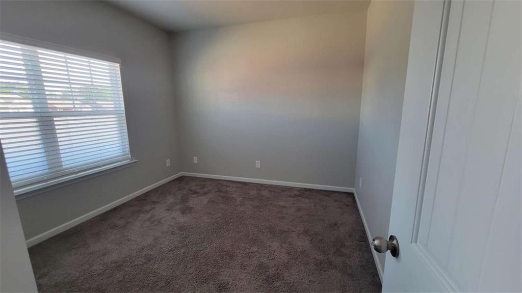 1 Berryrun Drive Rome, GA 30165 - Photo 10 of 24 an empty room with a window