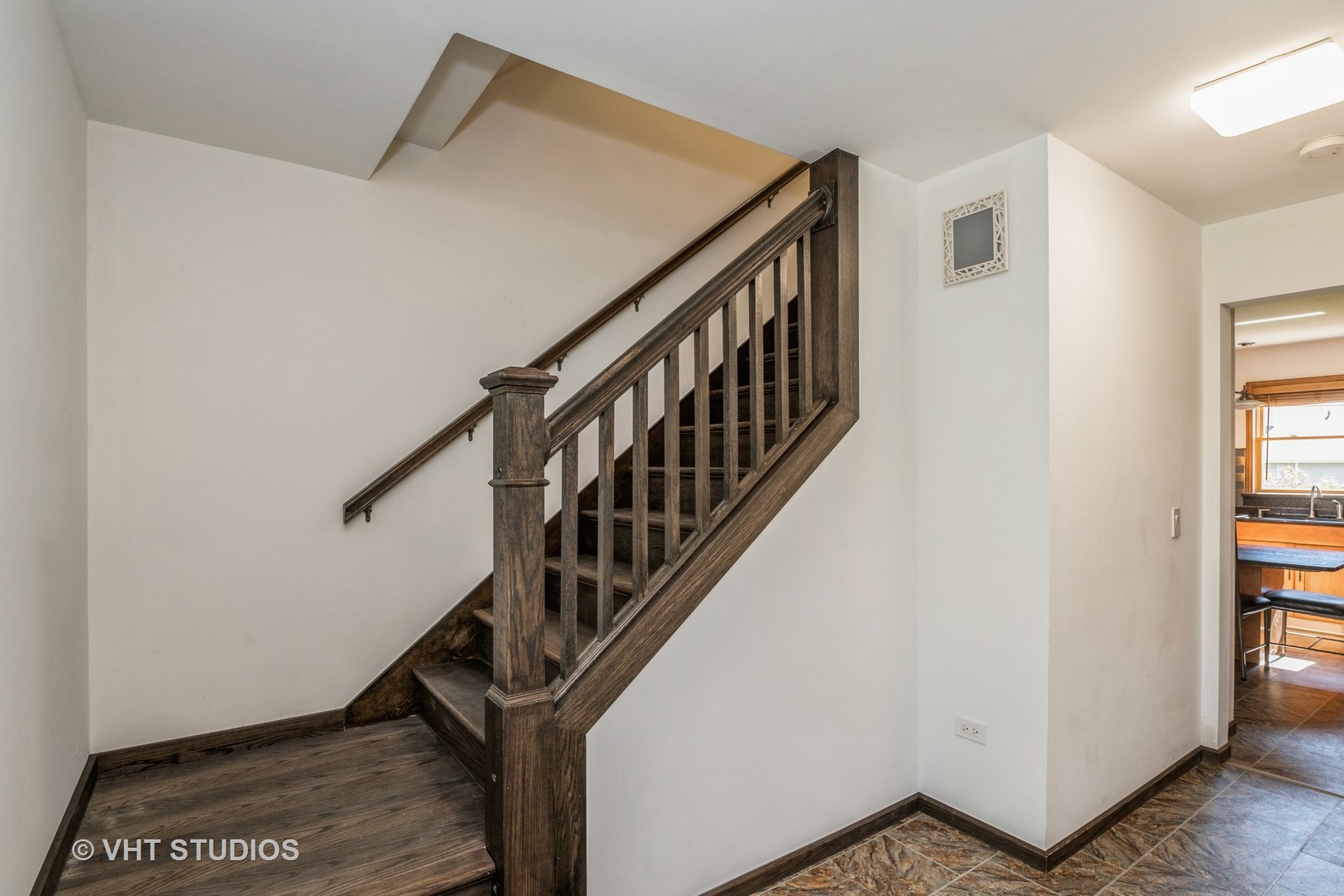 336 Oak Hill Court Antioch, IL 60002 - Photo 4 of 57 a view of entryway with wooden floor