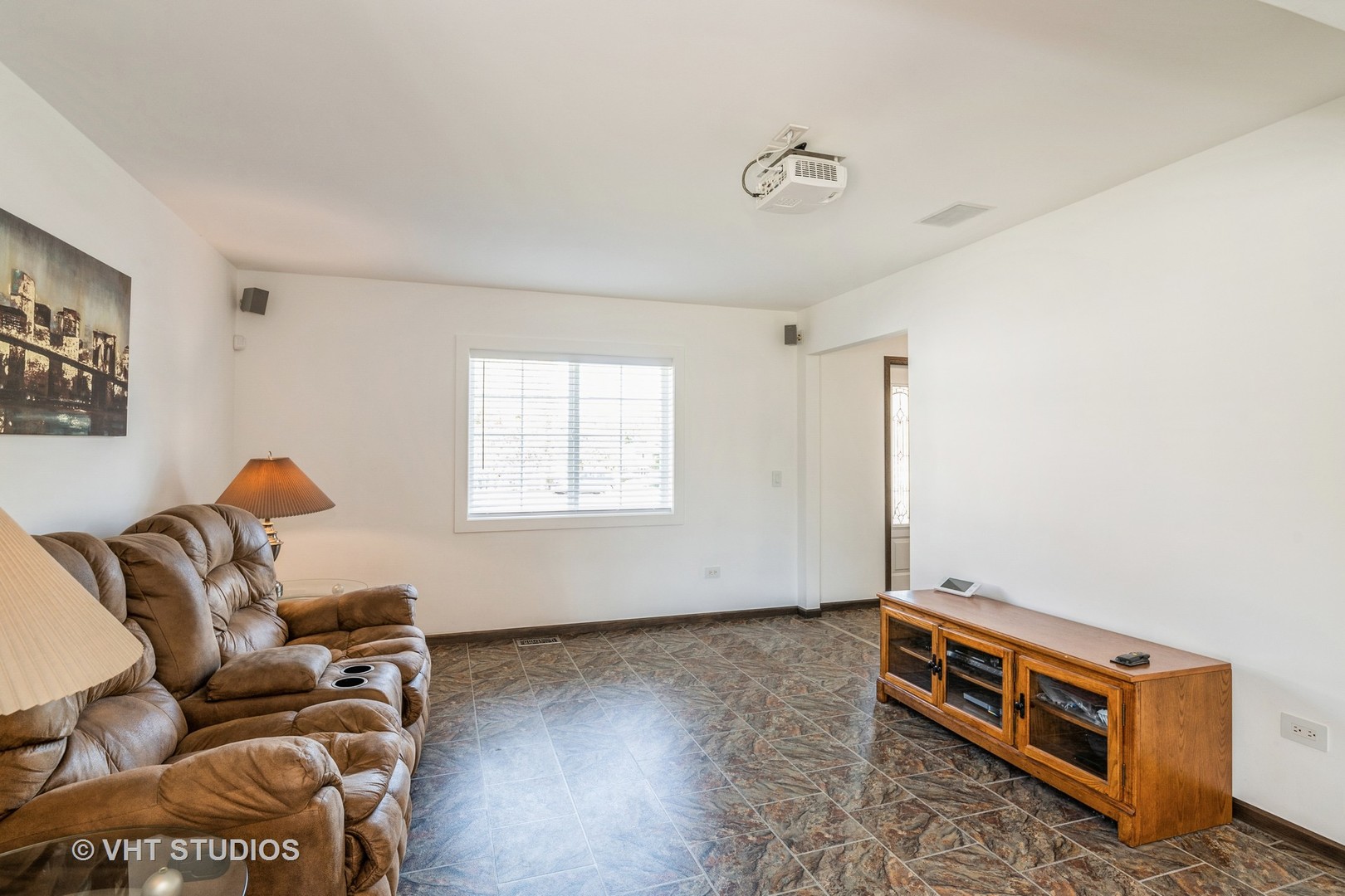 336 Oak Hill Court Antioch, IL 60002 - Photo 5 of 57