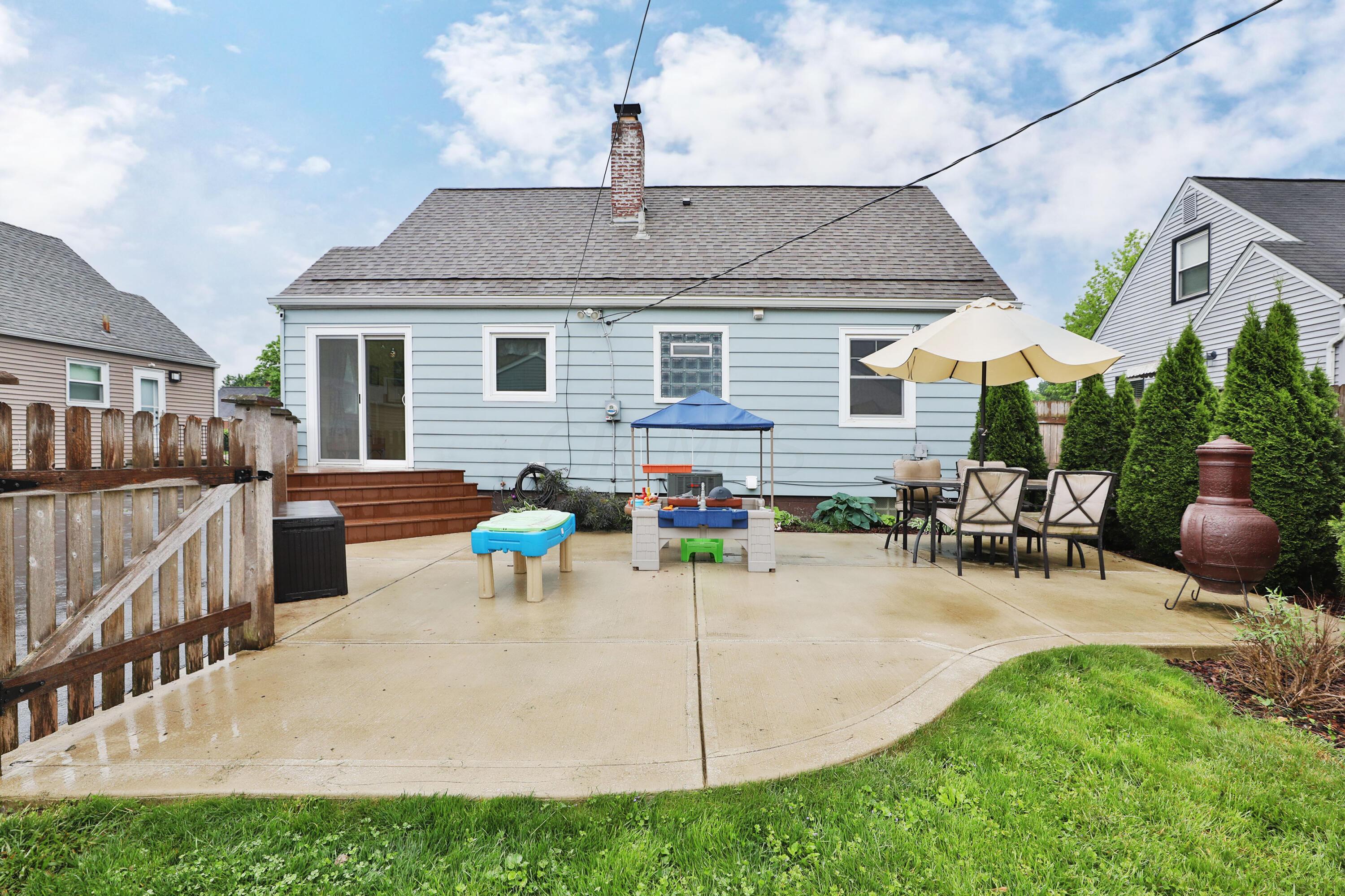 562 Northridge Road Columbus, OH 43214 - Photo 38 of 45 Patio