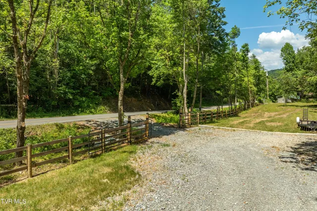 $259,000 | 937 Troublesome Hollow Road, Bluff City, TN 37618