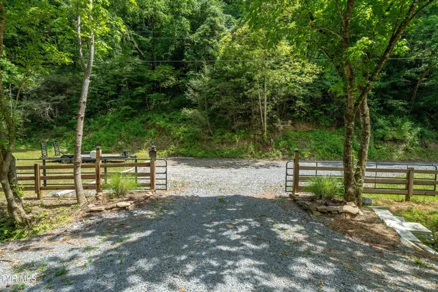 $259,000 | 937 Troublesome Hollow Road, Bluff City, TN 37618