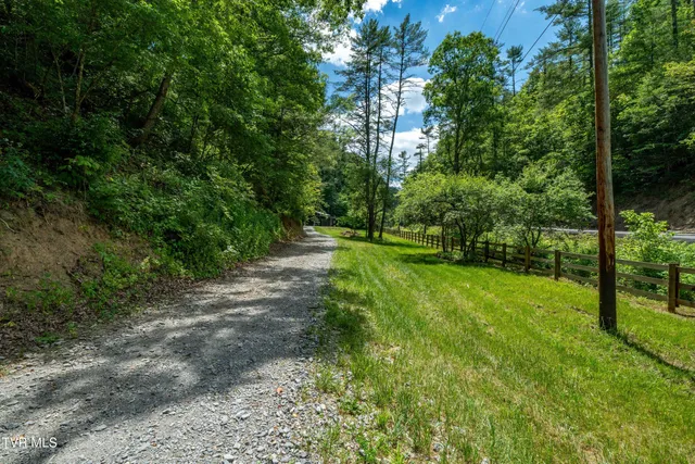 $259,000 | 937 Troublesome Hollow Road, Bluff City, TN 37618