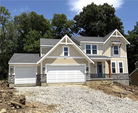 $609,900 | 186 Farmstead Boulevard, Springboro, OH 45066